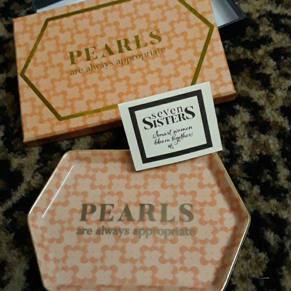 Pearls are always a good idea jewelry Tray Valet Seven Sisters Kennedy Quote NEW - Picture 2 of 6